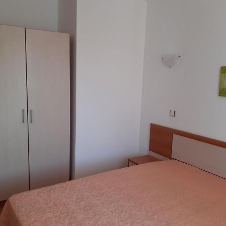 Апартамент Полюси 2 Sunny Beach Exterior foto