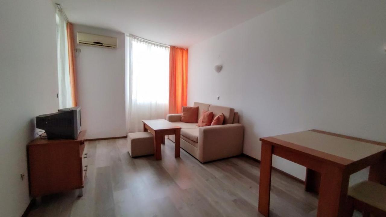 Апартамент Полюси 2 Sunny Beach Exterior foto